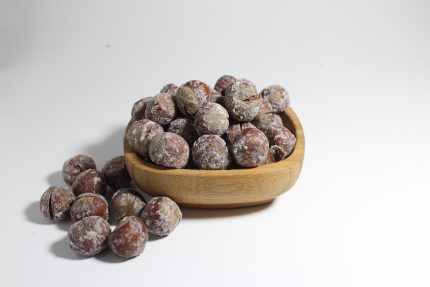 Nuts,In,Wooden,Bowl,,White,Background